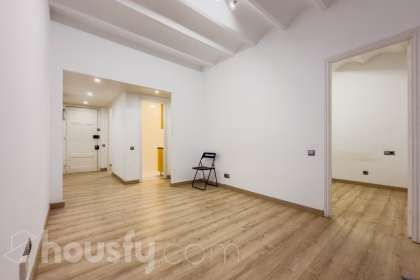 Piso en venta en Carrer del Doctor Trueta, El Poblenou, Barcelona-0