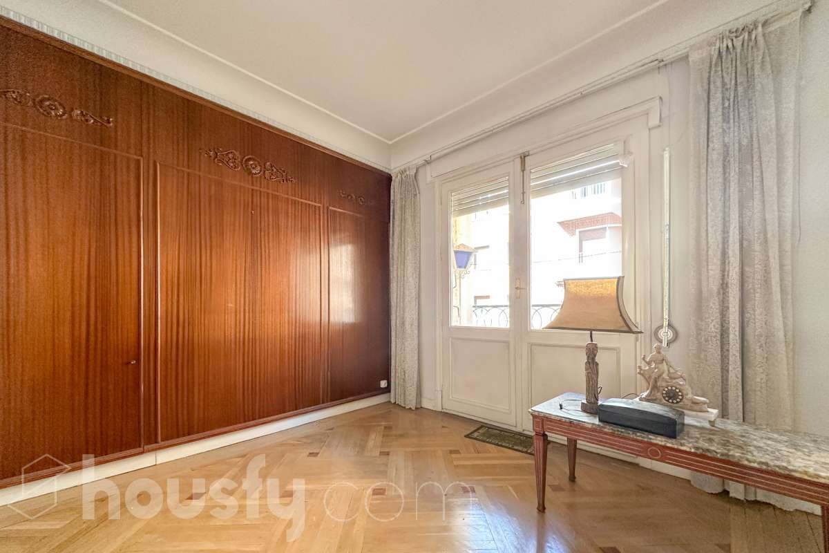 Piso en venta en Cl. Hilarión Eslava, Chamberí, Madrid-1