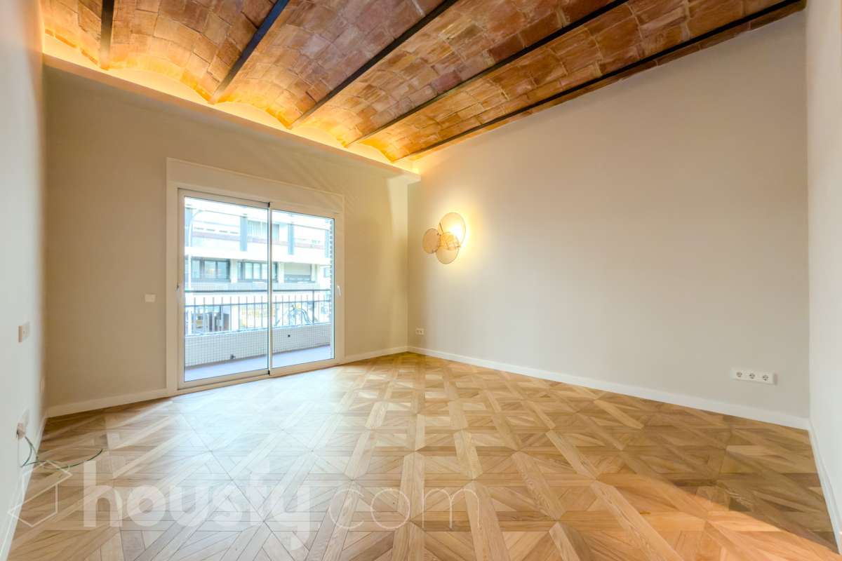 Piso en venta en Carrer de Balmes, Sarrià-Sant Gervasi, Barcelona-0
