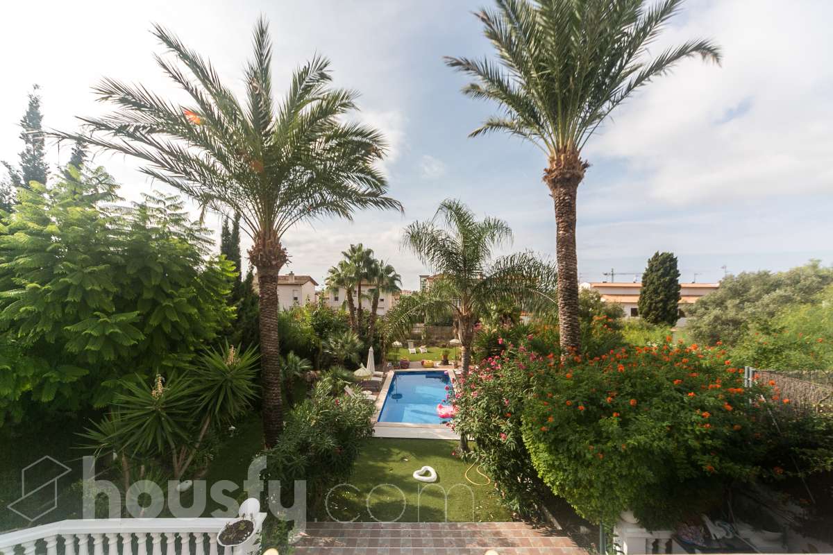 Casa en venta en Carrer Sardana,  Sitges-1