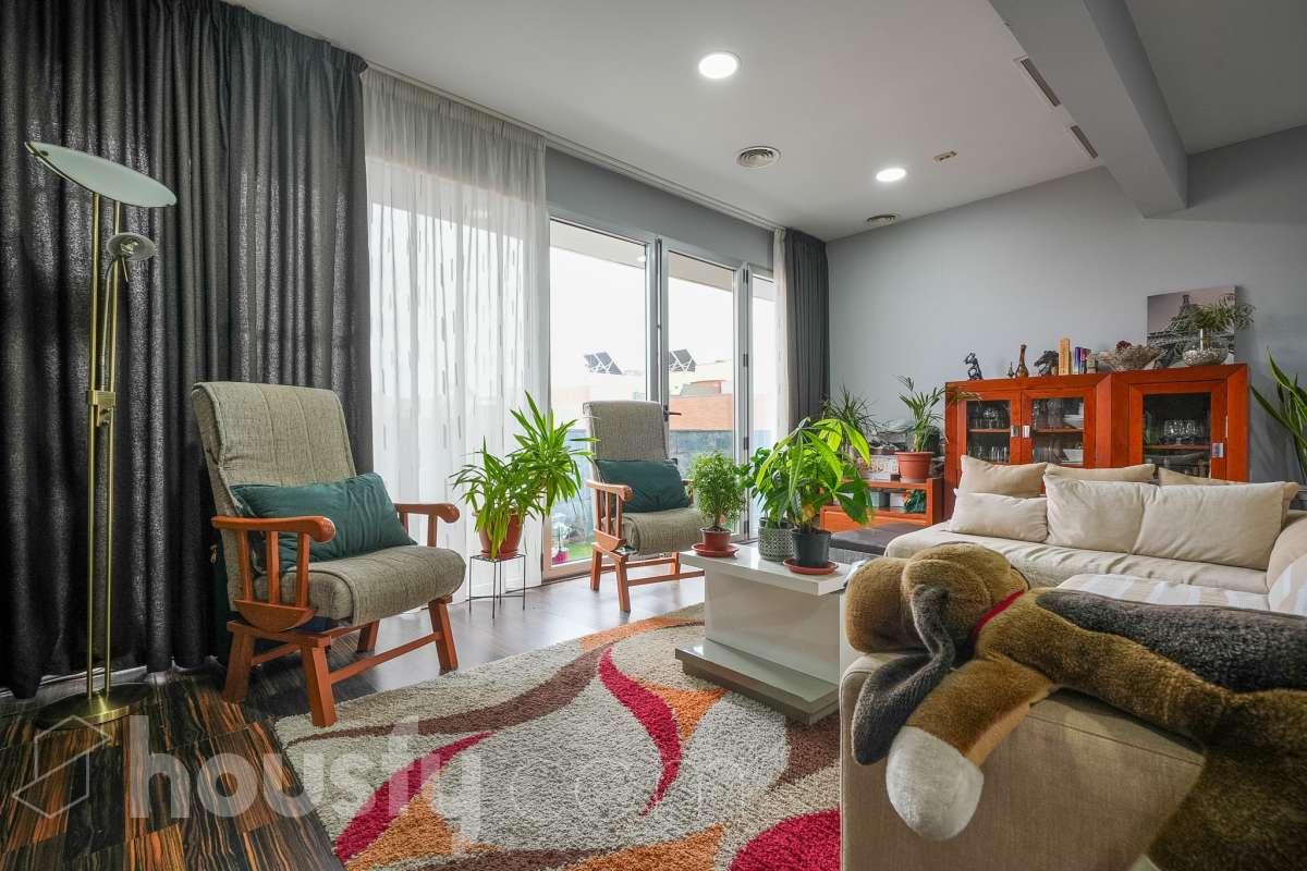 Piso en venta en Cl. Poema Sinfónico, Latina, Madrid-0