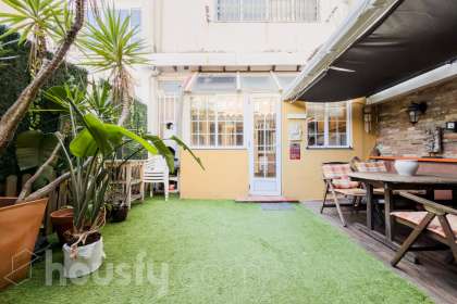 Piso en venta en Carrer del Comte d'Urgell, Sant Antoni, Barcelona-0