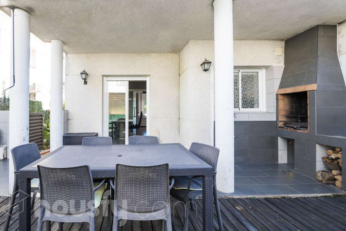 Casa en venta en Avinguda Anglaterra,  Calafell-3