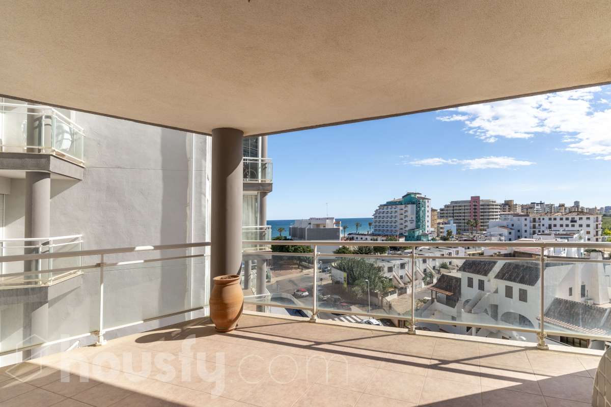 Piso en venta en Avenida Valencia,  Peñíscola-0