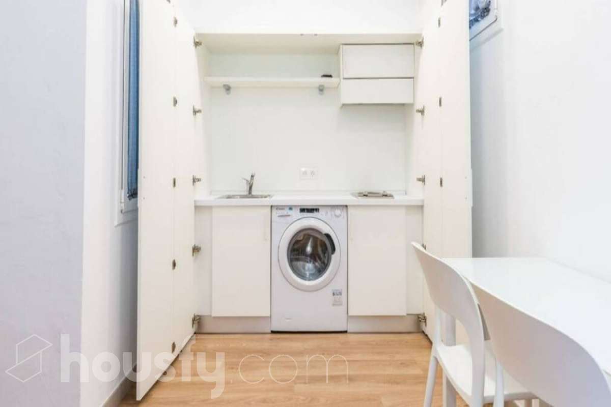 Piso en venta en Carrer Pau Claris, Eixample, Barcelona-1