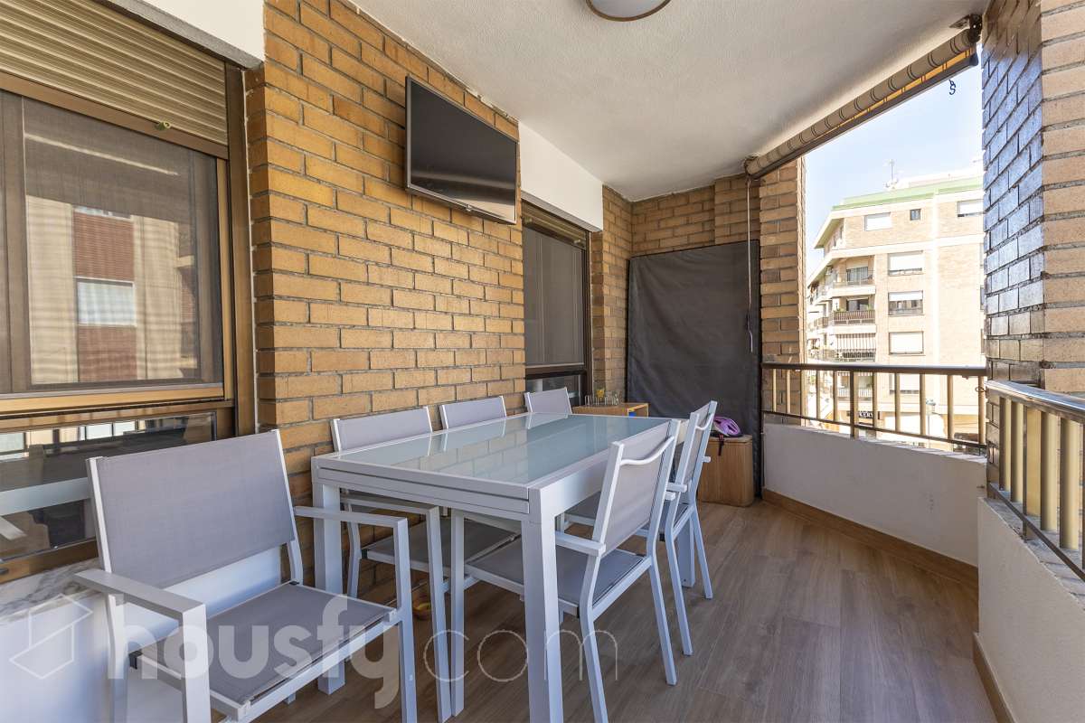 Piso en venta en CL Miguel Hernández,  Guardamar del Segura-0