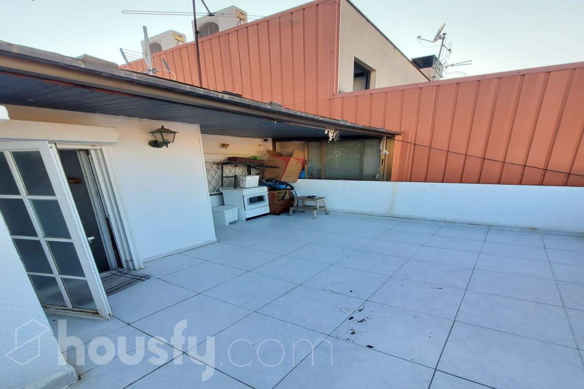 Piso en venta en Avinguda de Catalunya, La Florida - Les Planes, L'Hospitalet de Llobregat-1