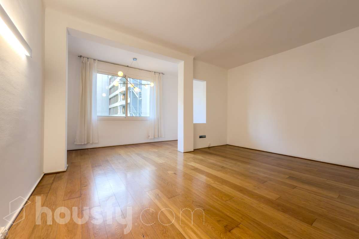 Piso en venta en Cl. Bailen, Gràcia, Barcelona-1