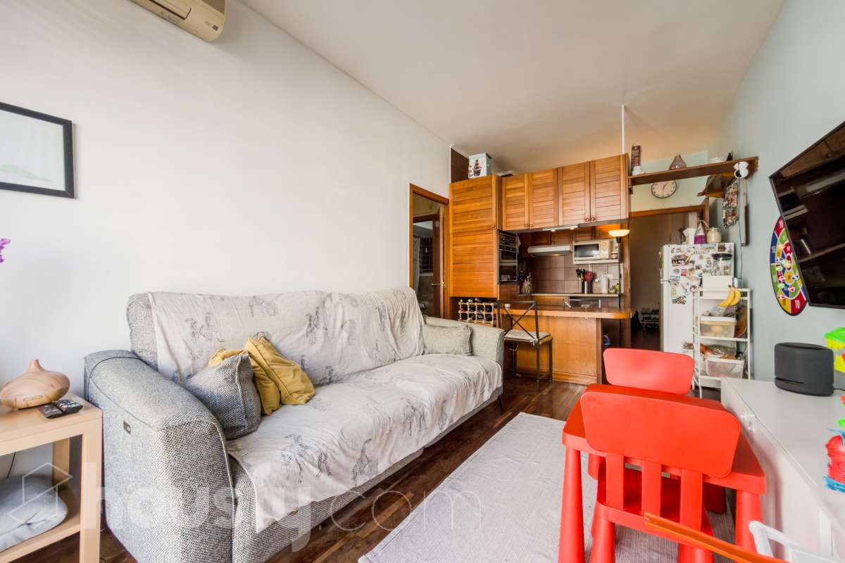 Piso en venta en Carrer de Déu i Mata, Les Corts, Barcelona-1