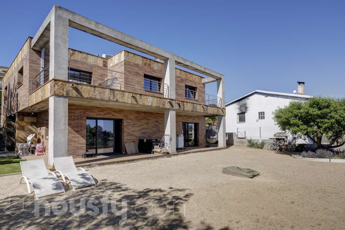 Casa en venta en Carrer Costa Brava,  Fogars de la Selva-0