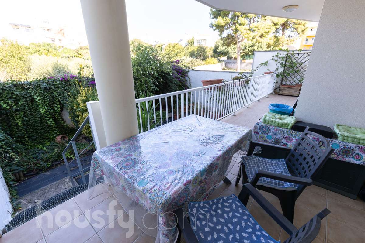 Bajo en venta en CL NOU,  La Canonja-1