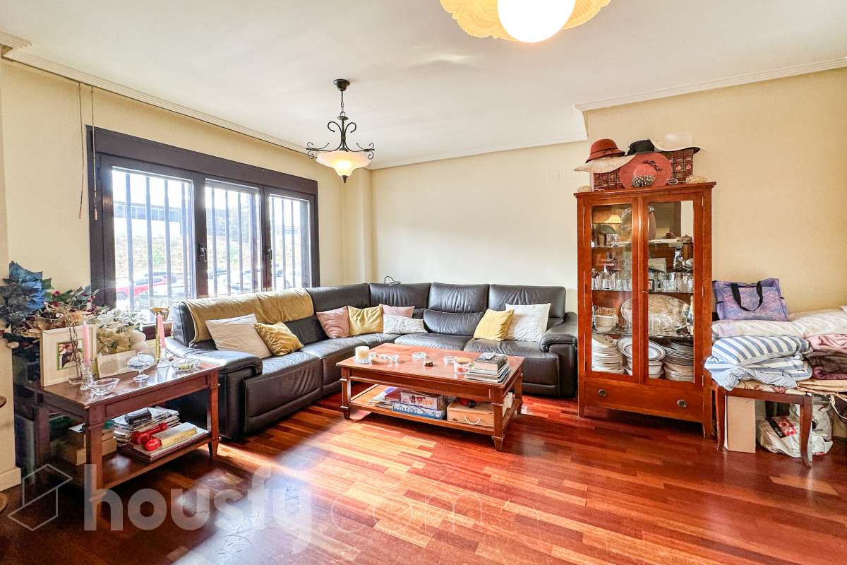 Piso en venta en Cl. Golondrina, Moncloa, Madrid-1