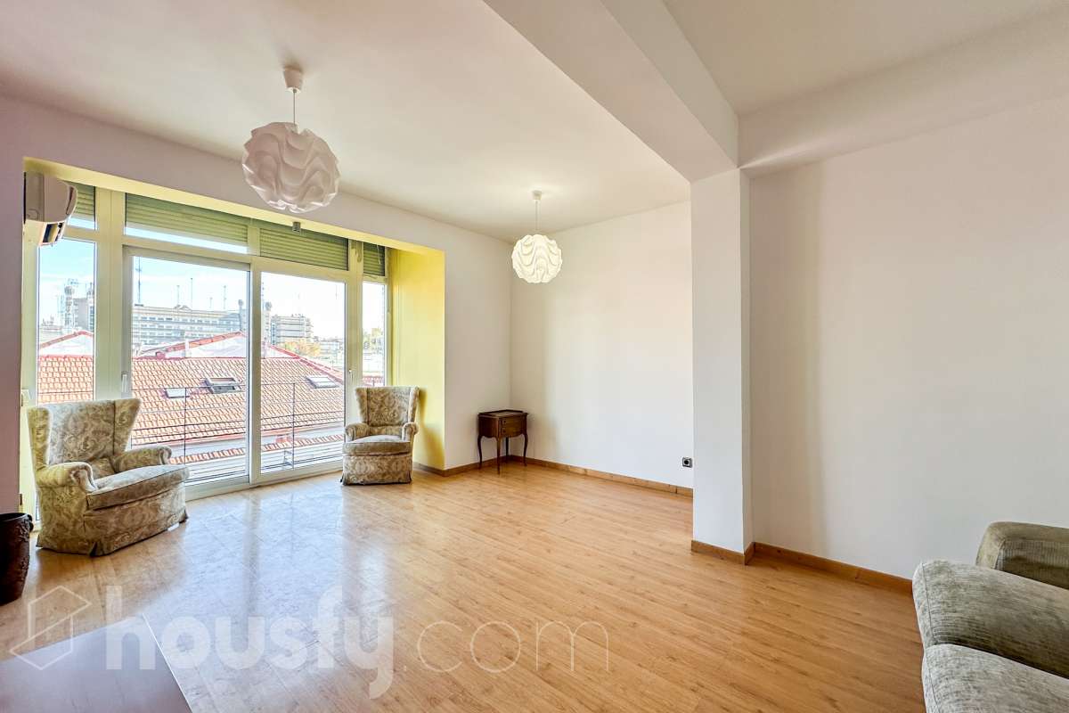 Piso en venta en C. Canillas, Chamartín, Madrid-1