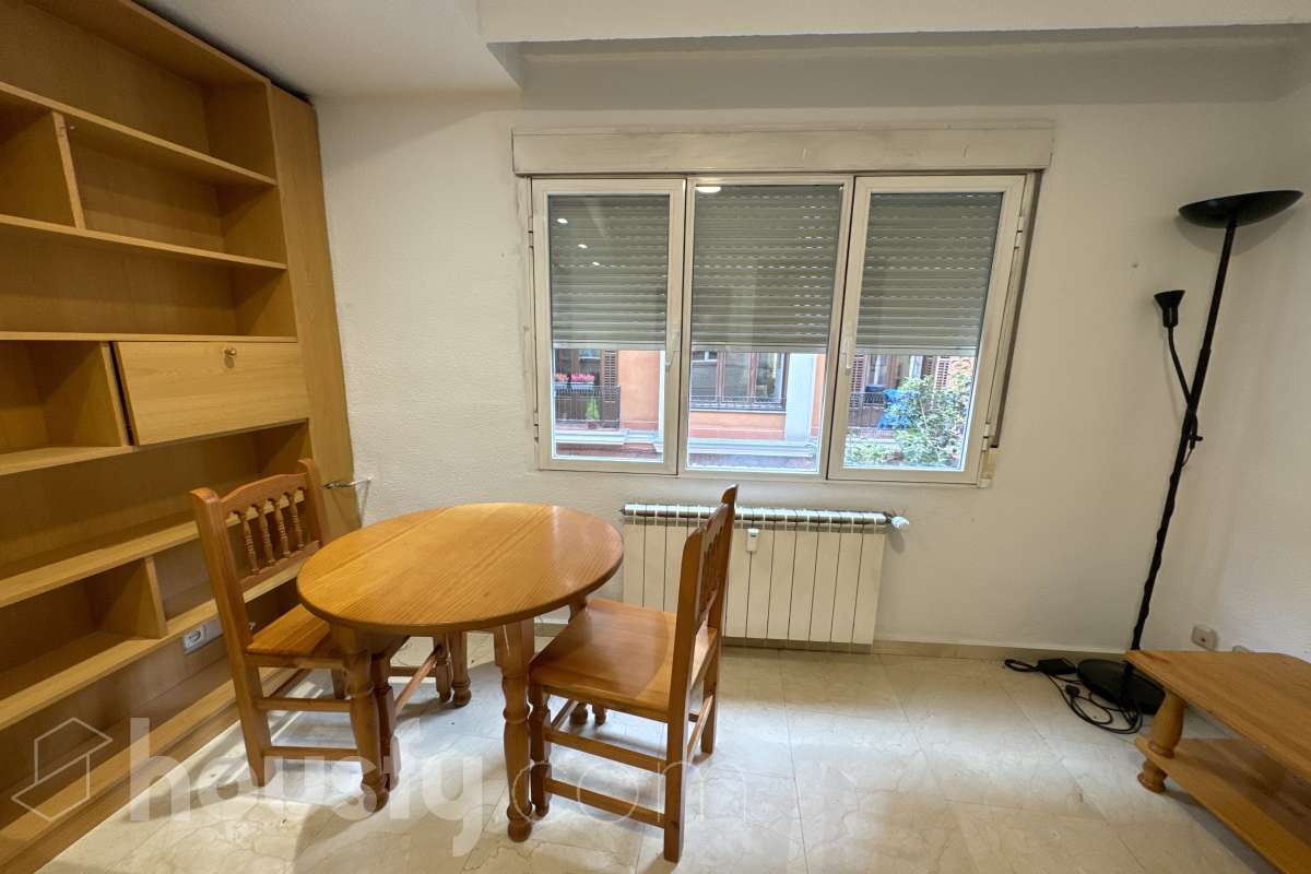 Piso en alquiler en Calle de Valverde, Centro, Madrid-1