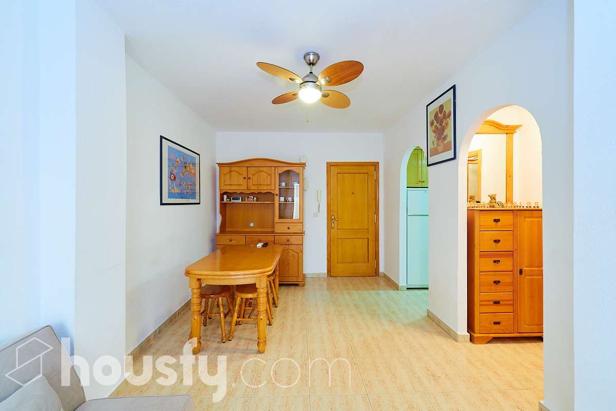 Piso en venta en Calle Cartajena,  Guardamar del Segura-1