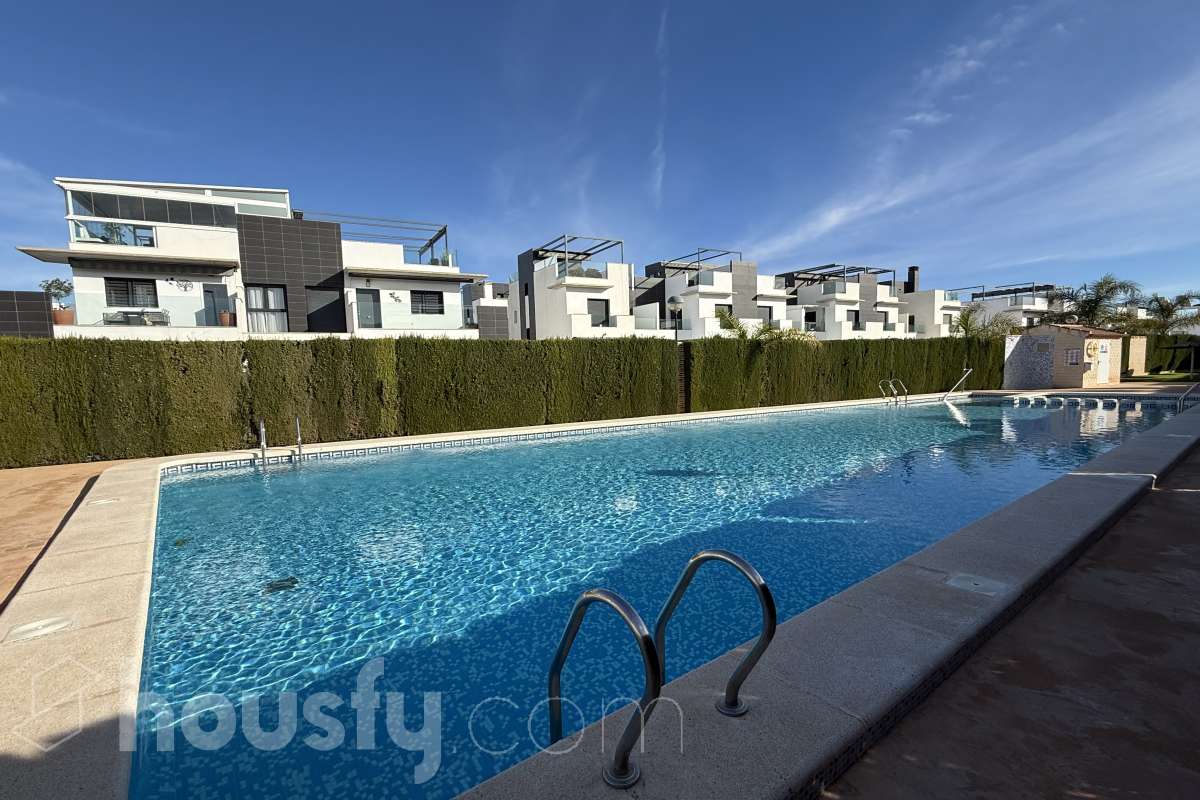 Piso en venta en CL PARQUE ANTONIO GALVEZ - DUPLEX,  Pilar de la Horadada-1