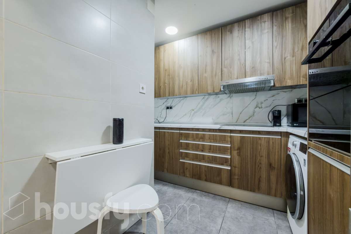 Piso en venta en CL MONTURIOL,  Santa Coloma de Gramenet-3