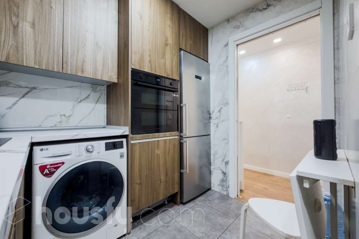 Piso en venta en CL MONTURIOL,  Santa Coloma de Gramenet-4