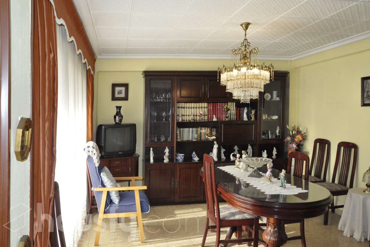 Piso en venta en Avinguda d'Ausiàs March, Quatre Carreres, Valencia-0