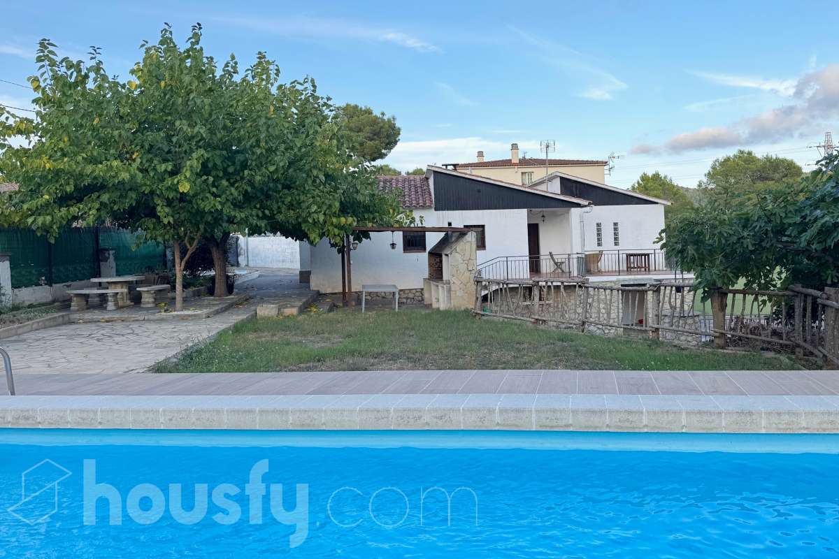 Casa en alquiler en Passatge de la Constel Lació,  Olivella-0