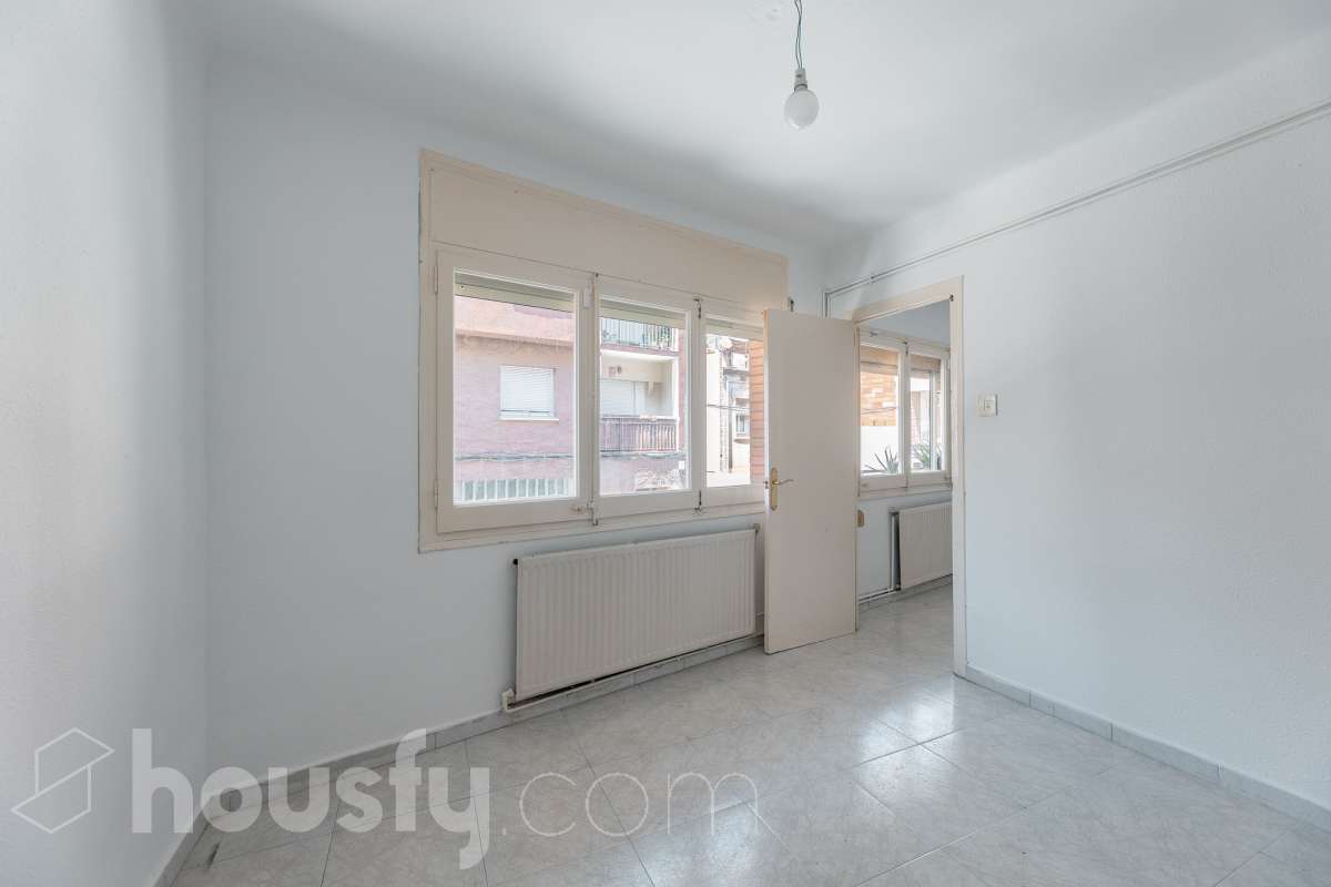 Piso en venta en Calle Alexandre de torrelles, Horta Guinardó, Barcelona-4