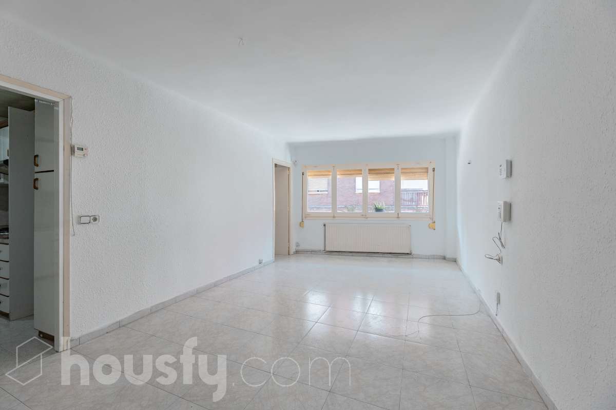Piso en venta en Calle Alexandre de torrelles, Horta Guinardó, Barcelona-2