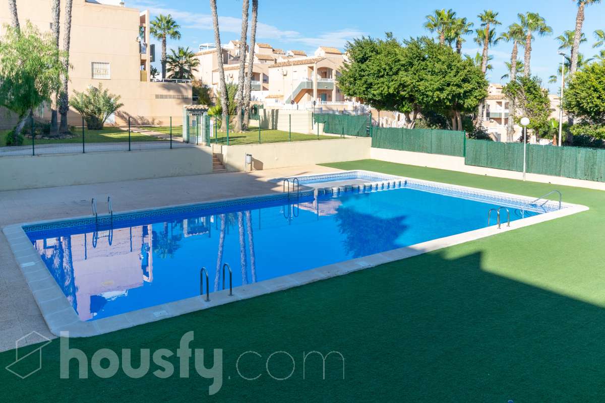 Dúplex en venta en UR LEANDROS LOS, La Mata, Torrevieja-0