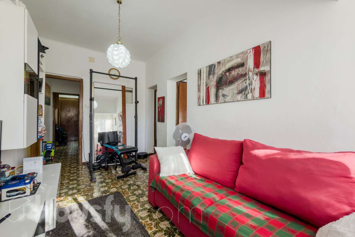 Piso en venta en CL MARESME, Sant Martí, Barcelona-0
