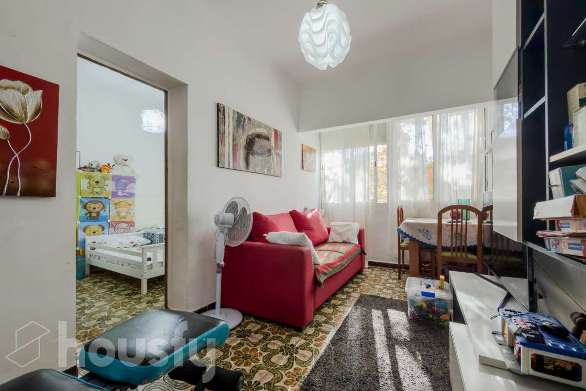 Piso en venta en CL MARESME, Sant Martí, Barcelona-1