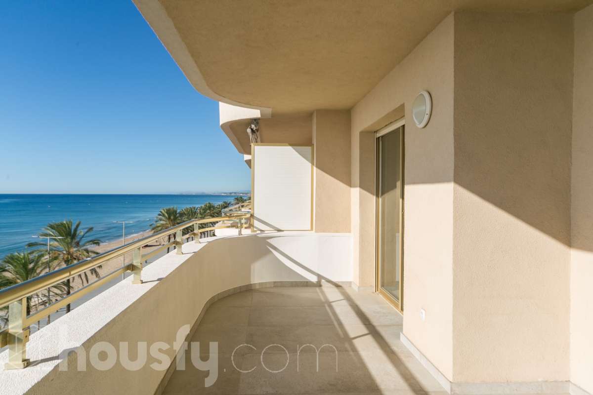 Piso en venta en CL JOAN SALVAT-PAPASSEIT,  Calafell-2