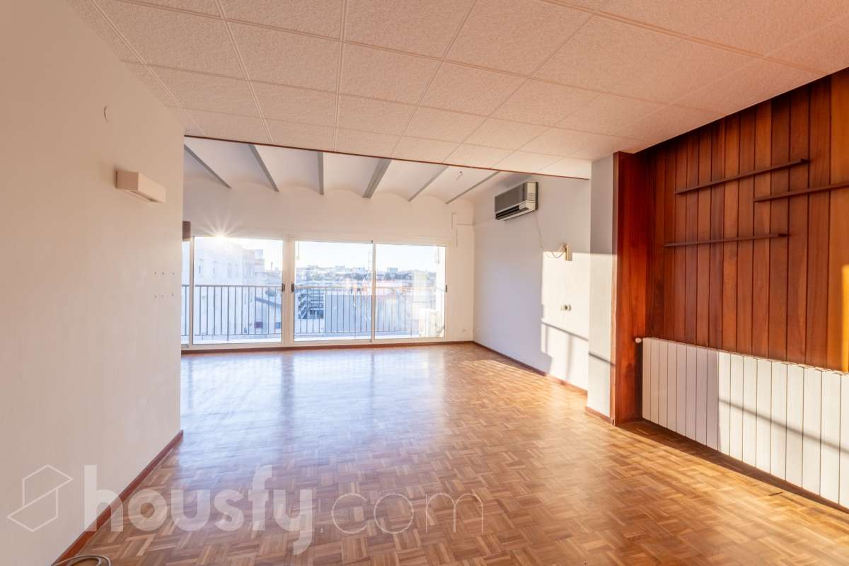 Piso en venta en RB SALVADOR SAMA,  Vilanova i la Geltrú-1