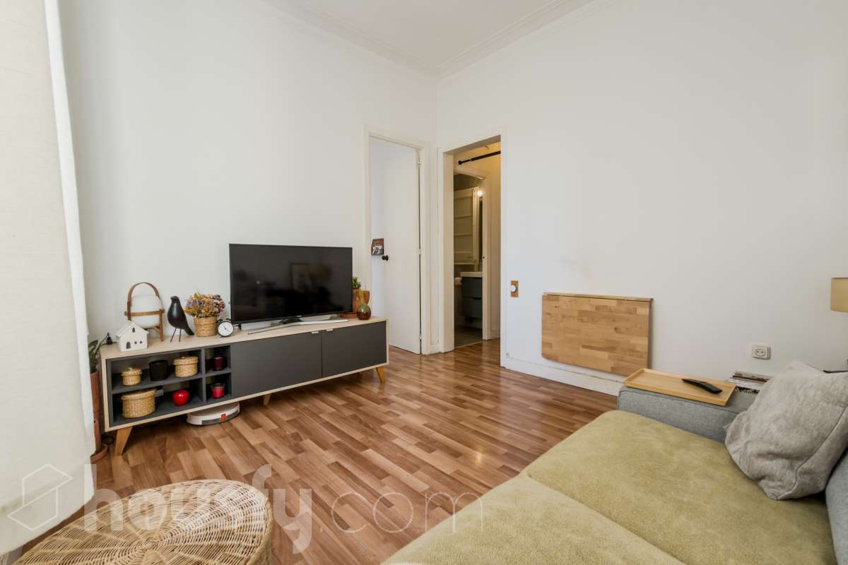 Piso en venta en Carrer de Pi i Margall, Gràcia, Barcelona-1
