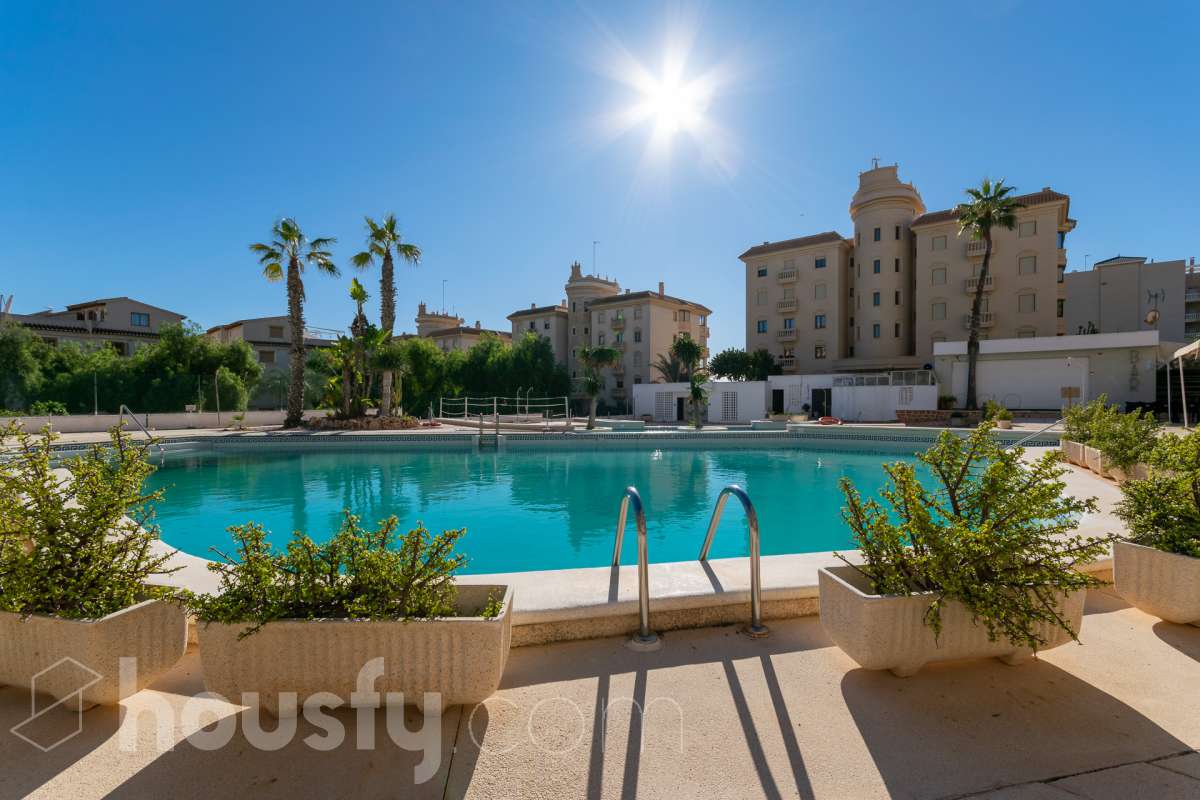 Bajo en venta en UR PLAYA MONCAYO,  Guardamar del Segura-3