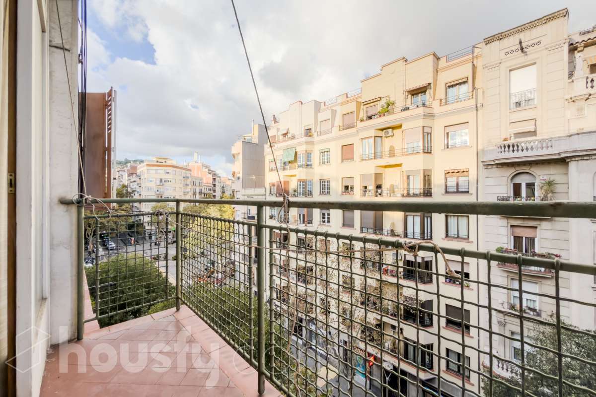 Piso en venta en Avinguda de Gaudí, Eixample, Barcelona-0