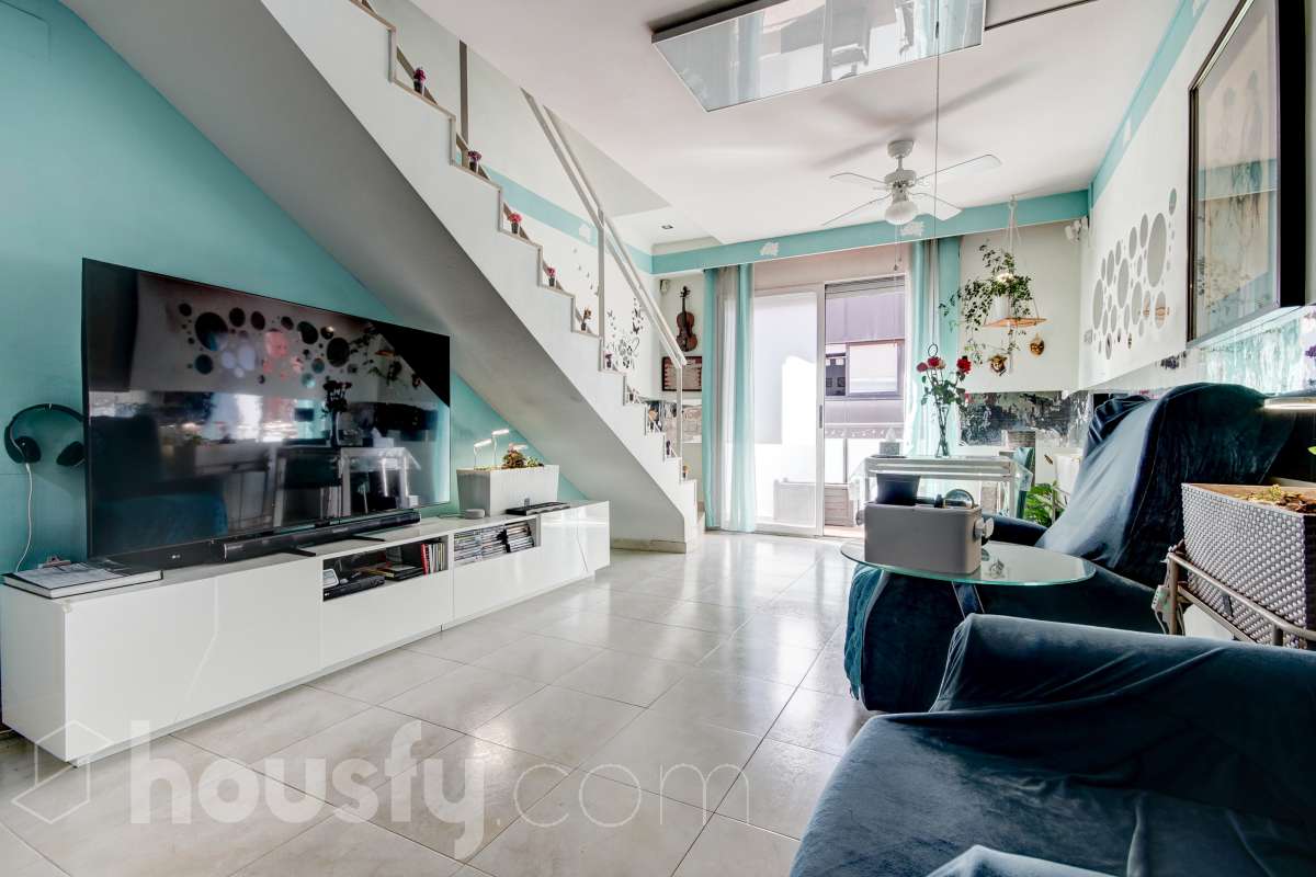 Dúplex en venta en CL BISBE MORGADES,  Vilafranca del Penedès-0