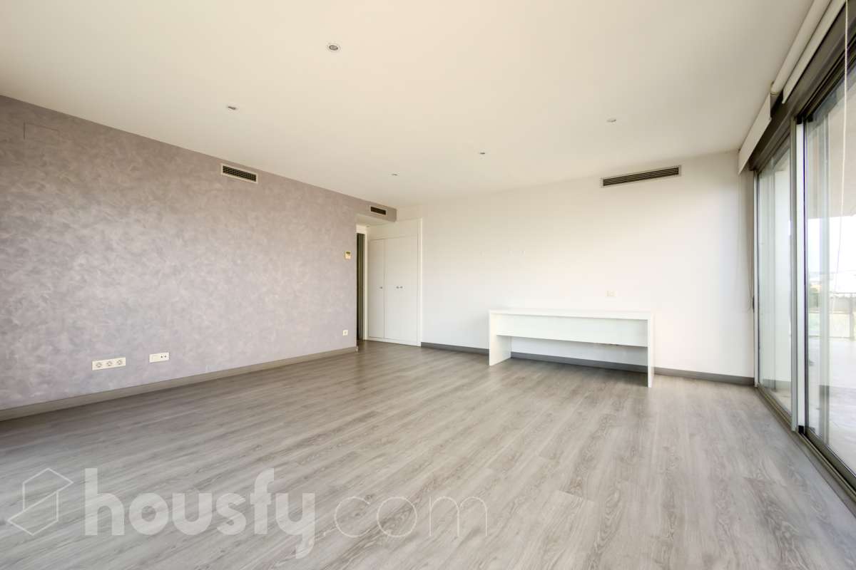 Piso en venta en Avinguda d'Eduard Maristany,  Sant Adriá de Besós-3