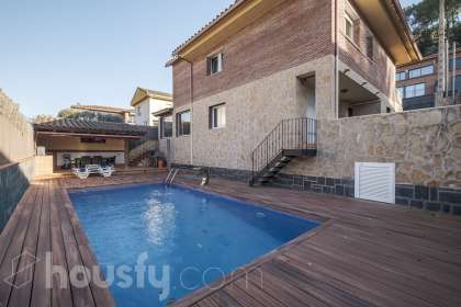 Casas en venta en Vallirana