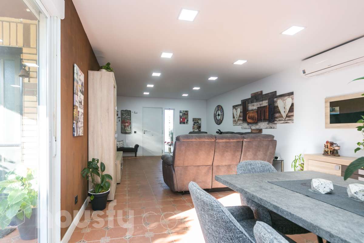 Casa en venta en CL ARAGO,  Santa Eulàlia de Ronçana-4