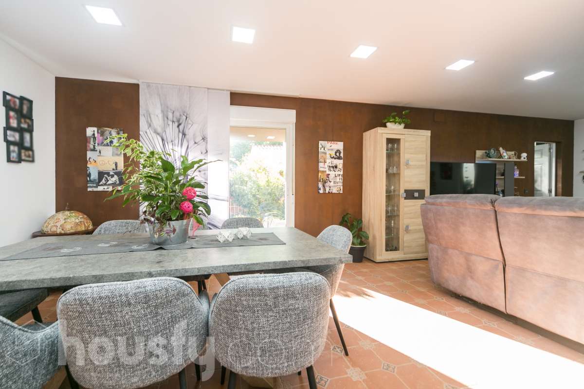 Casa en venta en CL ARAGO,  Santa Eulàlia de Ronçana-2