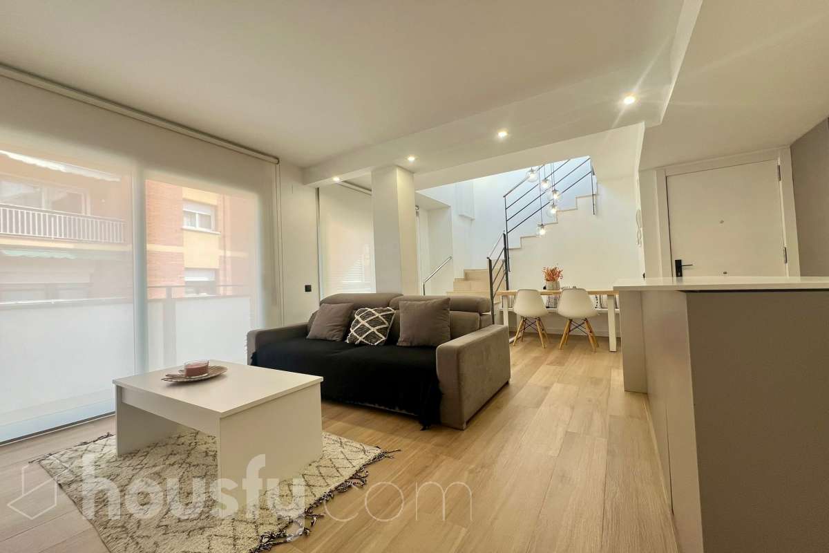 Piso en alquiler en Carrer d'Arcadi Balaguer,  Castelldefels-2