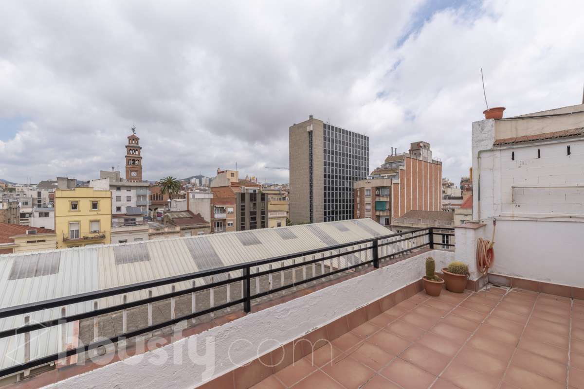 Dúplex en venta en Carrer del Mercat, Centre, L'Hospitalet de Llobregat-1