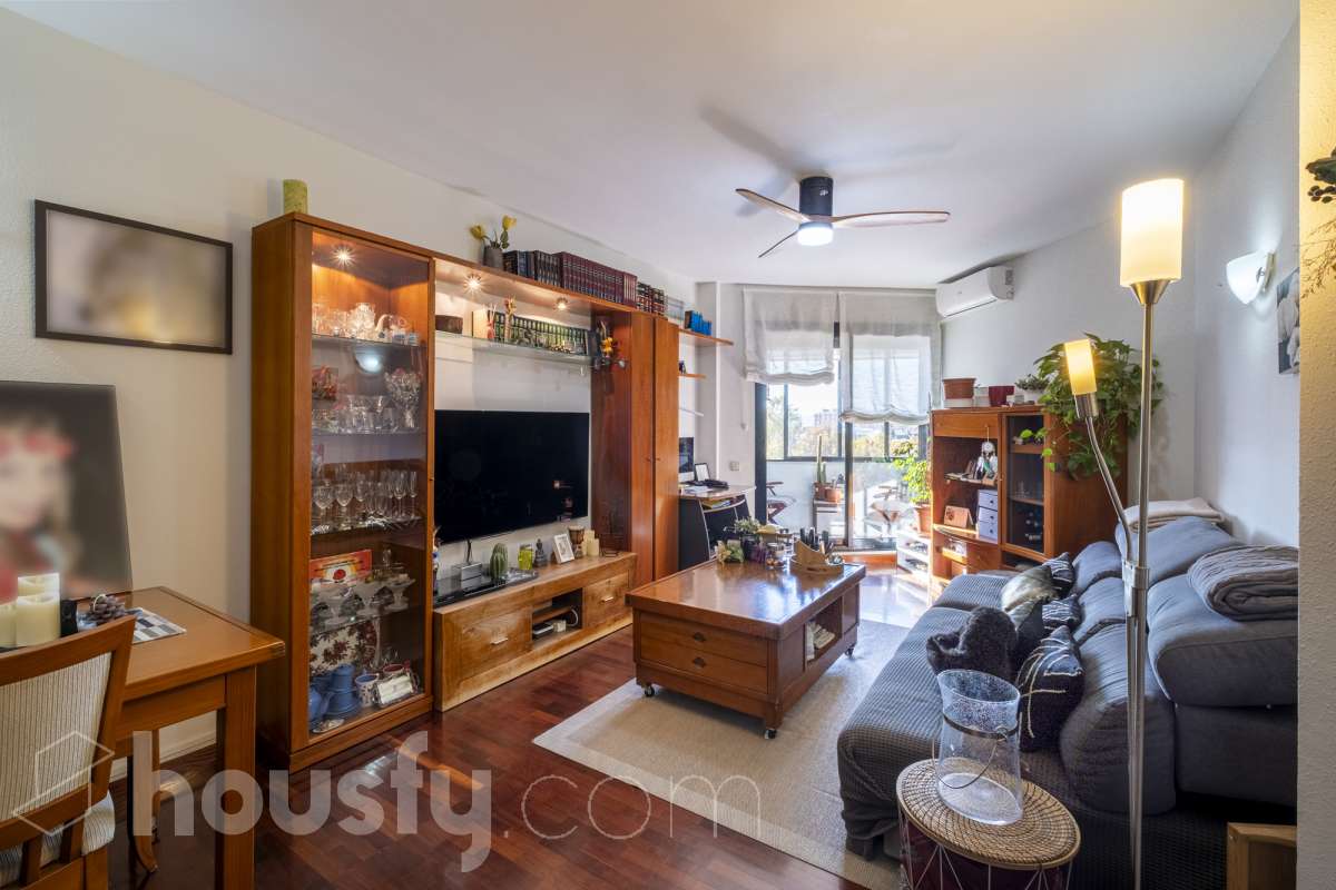 Piso en venta en PZ CATALUNYA DE, La Concòrdia - Can Rull, Sabadell-0