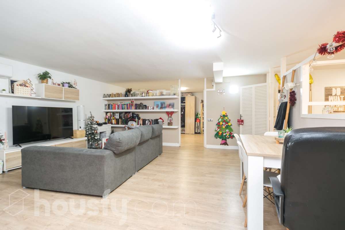 Local en venta en RB CARMEL, 119, Horta Guinardó, Barcelona-1