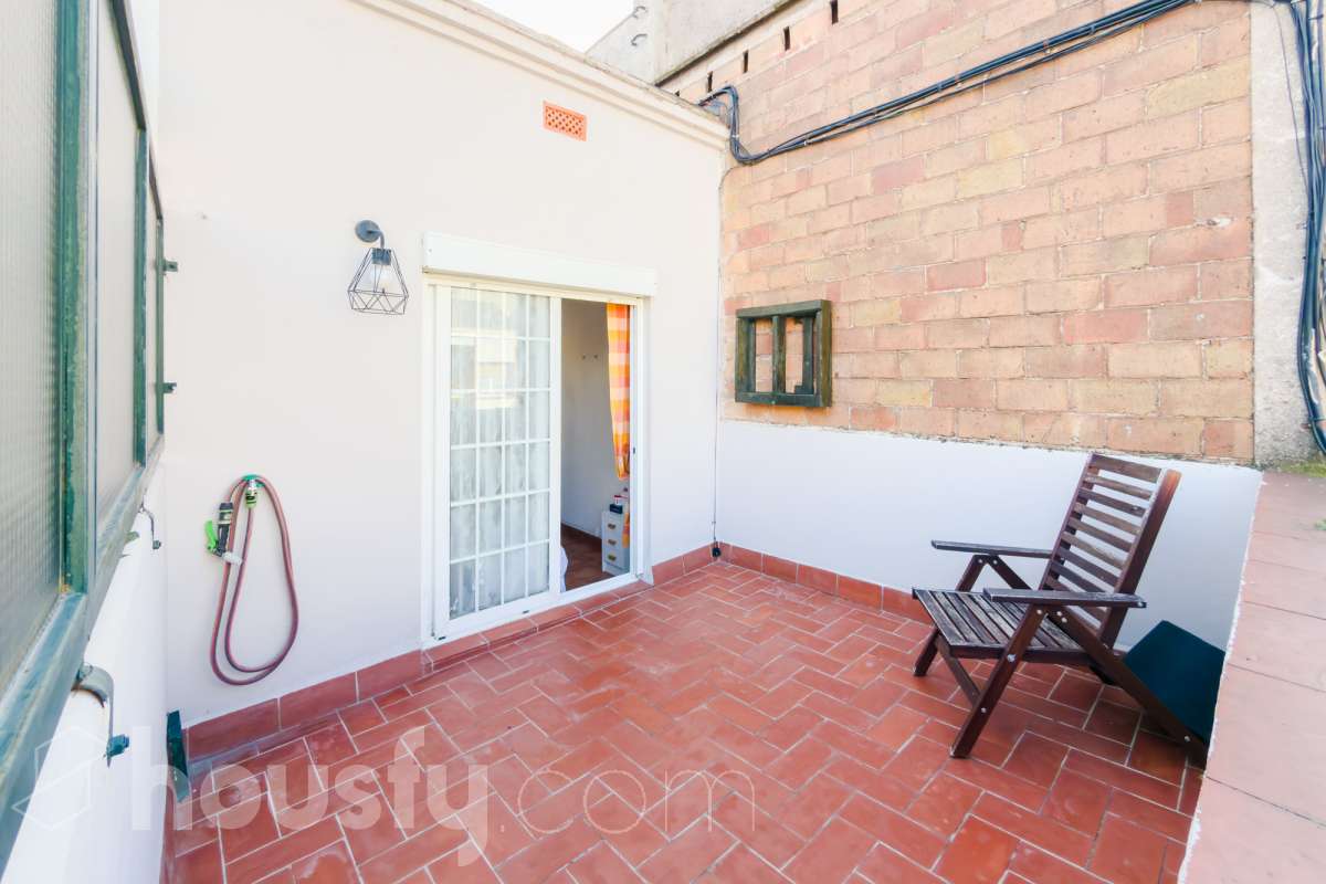 Piso en venta en Carrer del Xiprer, Horta Guinardó, Barcelona-1