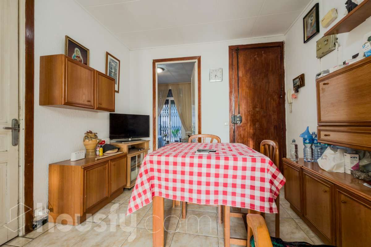 Piso en venta en CL GUIFRE,  Badalona-3