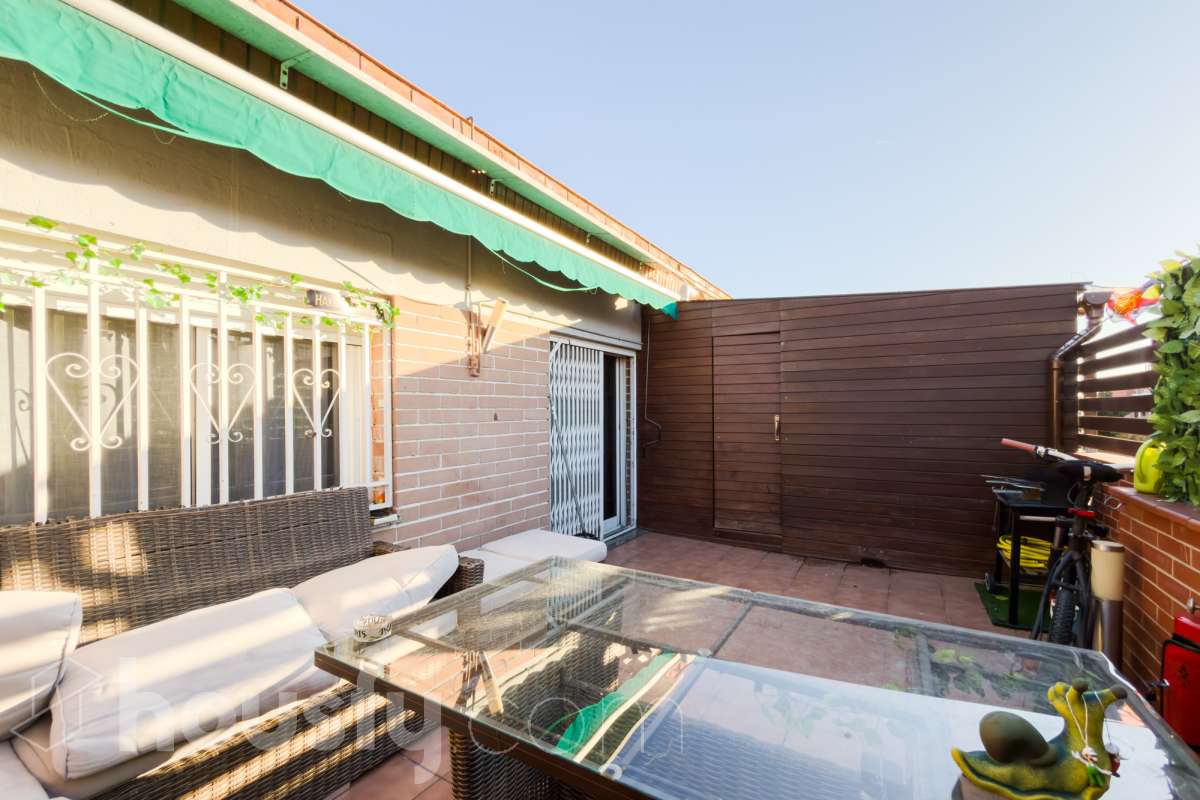 Piso en venta en CL SICILIA,  Santa Coloma de Gramenet-3