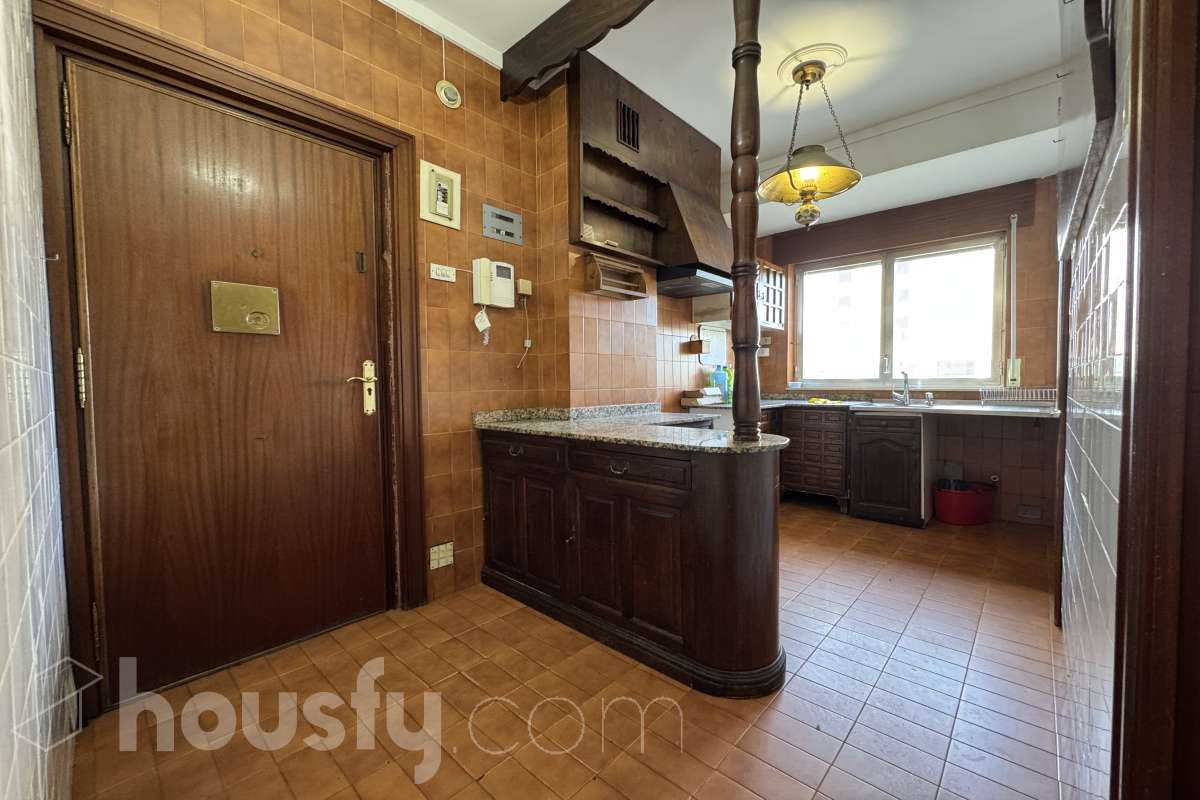 Piso en venta en Avenida Ramón Ferreiro,  Lugo-1
