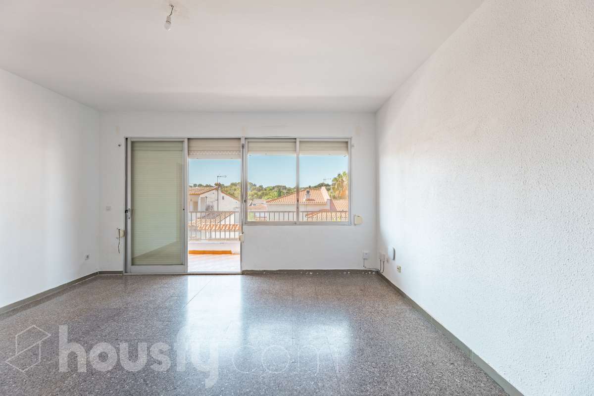 Piso en venta en Lluís Companys,  Sant Pere de Ribes-1