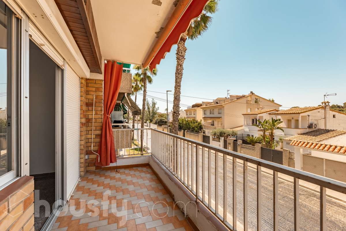 Piso en venta en Lluís Companys,  Sant Pere de Ribes-0