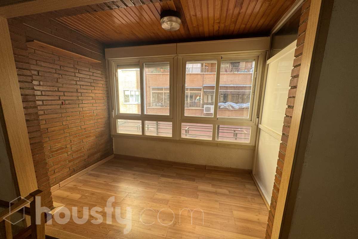 Piso en alquiler en Calle Clavel,  Alcalá de Henares-2